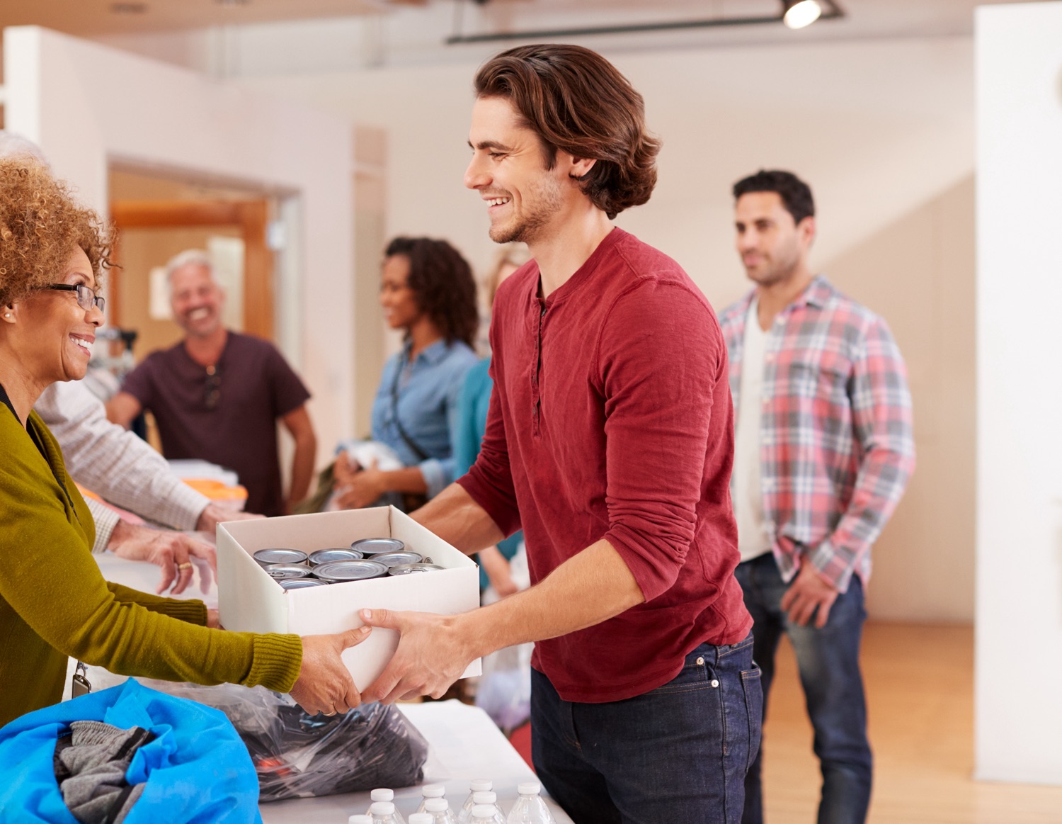 college-campus-on-site-food-pantries-foodhelpworcester